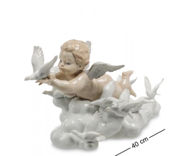 Фигурка "Амурчик", 39х19,5х21,5 см., фарфор Pavone, Италия
